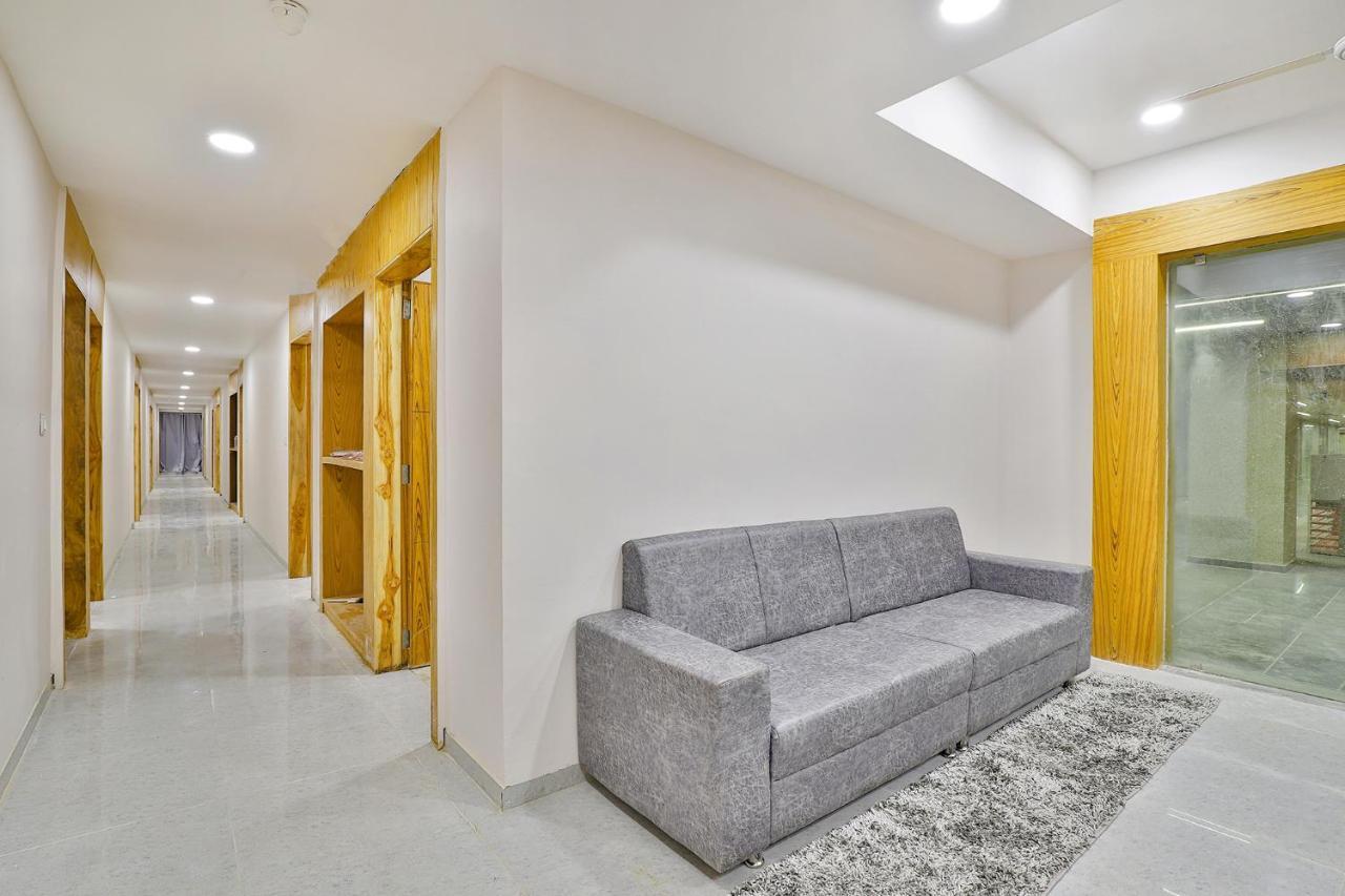 أحمد أباد Fabhotel Parkland A المظهر الخارجي الصورة