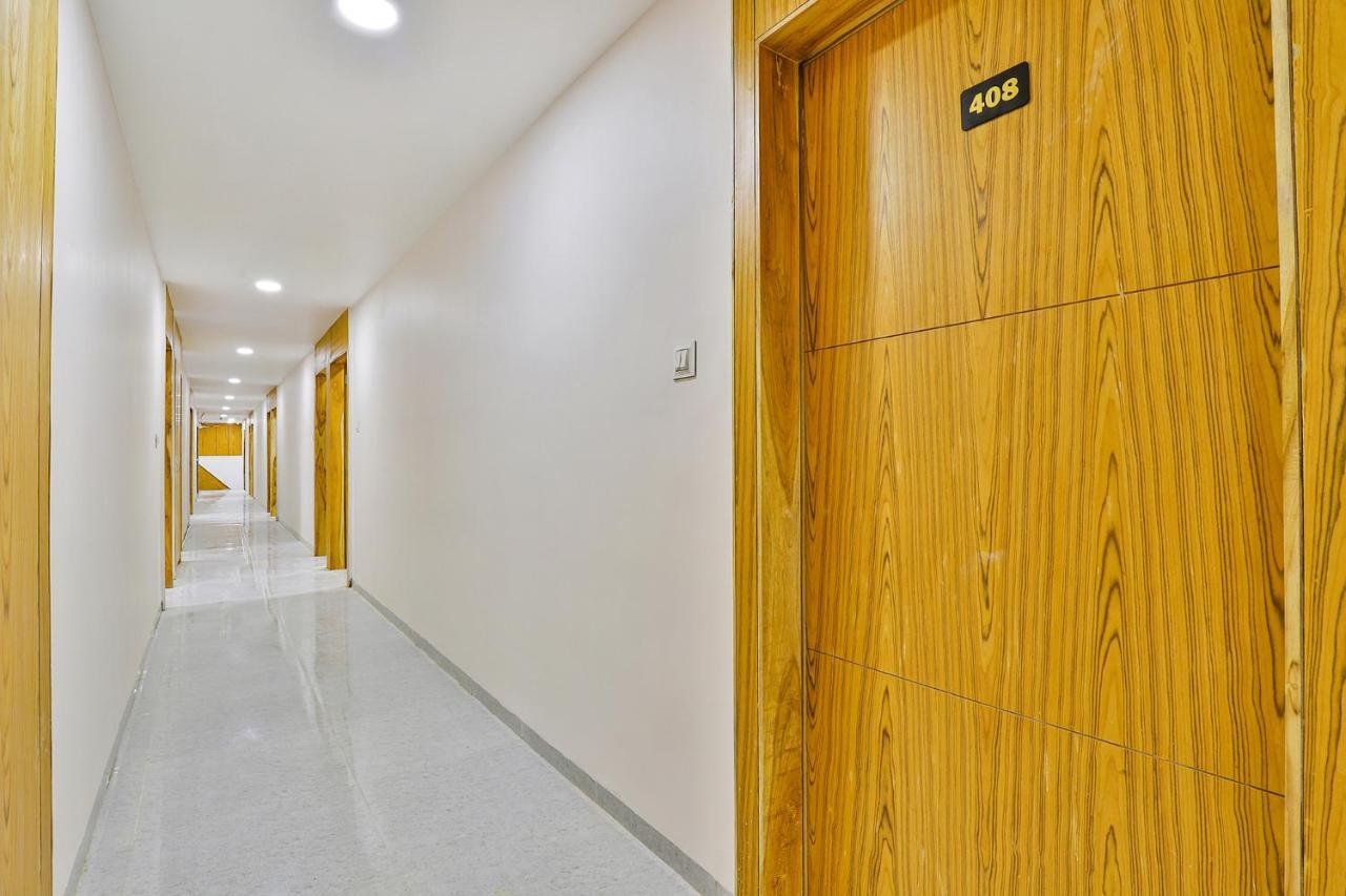 أحمد أباد Fabhotel Parkland A المظهر الخارجي الصورة